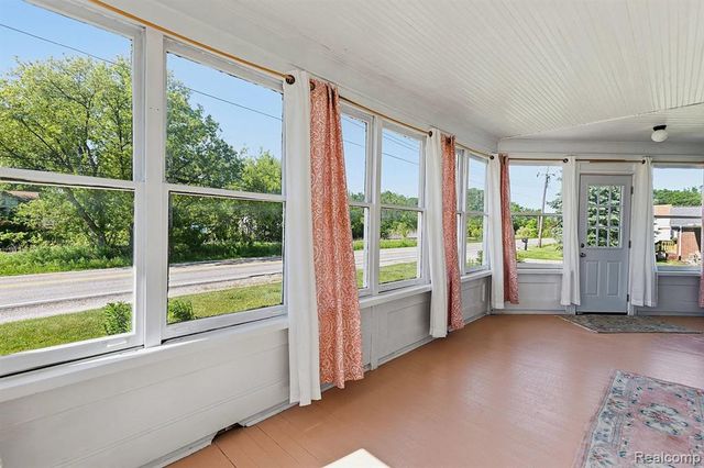 7219 Main, Smiths Creek, MI 48074