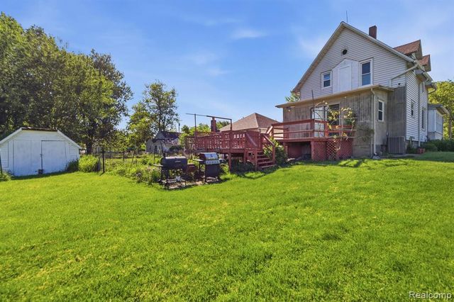 7219 Main, Smiths Creek, MI 48074