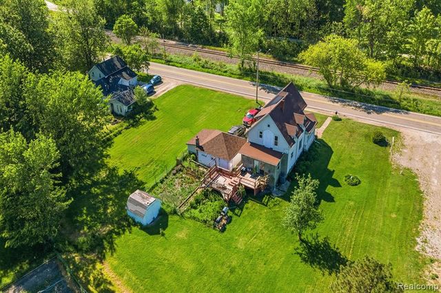 7219 Main, Smiths Creek, MI 48074