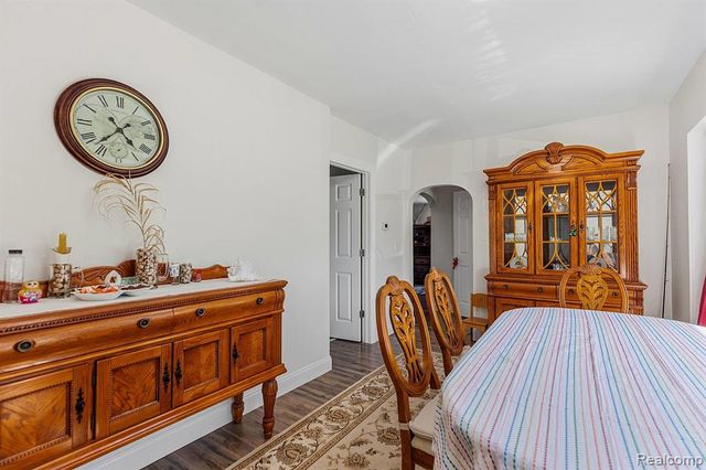7219 Main, Smiths Creek, MI 48074