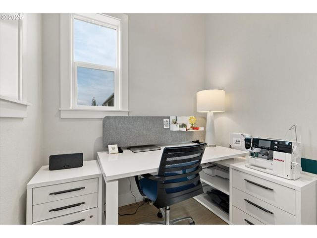 309 W FIR Loop, Washougal, WA 98671
