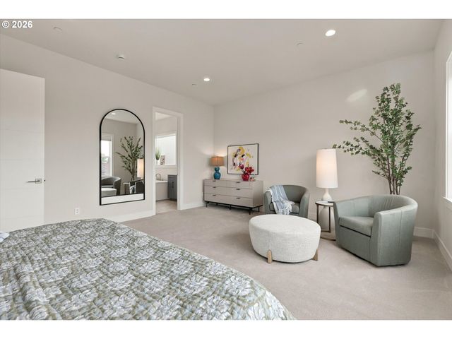 309 W FIR Loop, Washougal, WA 98671