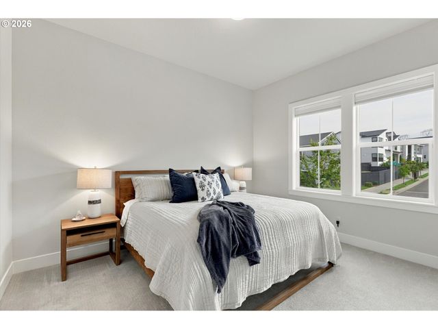 309 W FIR Loop, Washougal, WA 98671
