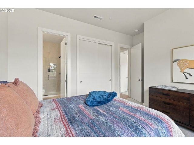 309 W FIR Loop, Washougal, WA 98671