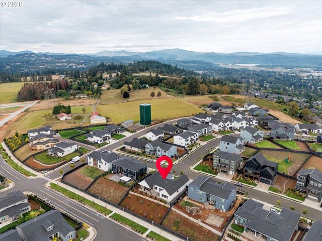 309 W FIR Loop, Washougal, WA 98671