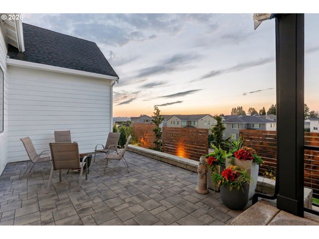309 W FIR Loop, Washougal, WA 98671