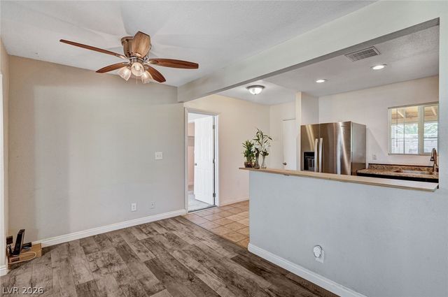 1720 East Carson Avenue, Las Vegas, NV 89101