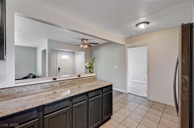 1720 East Carson Avenue, Las Vegas, NV 89101