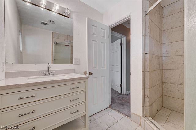 1720 East Carson Avenue, Las Vegas, NV 89101