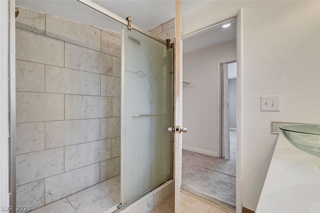 1720 East Carson Avenue, Las Vegas, NV 89101