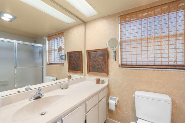 545 Oaks Lane 501, Pompano Beach, FL 33069