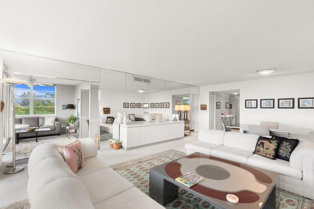 545 Oaks Lane 501, Pompano Beach, FL 33069