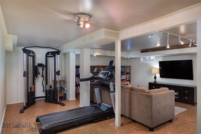 509 S Tracy Avenue, Bozeman, MT 59715