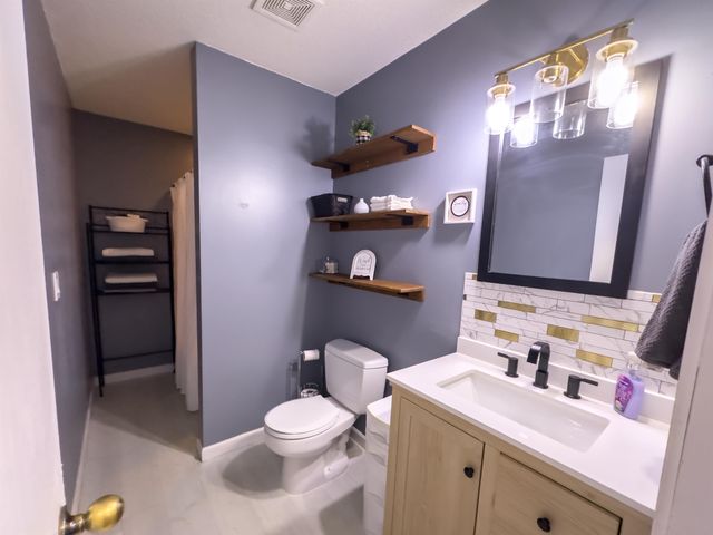 242 N Young St., Wichita, KS 67212