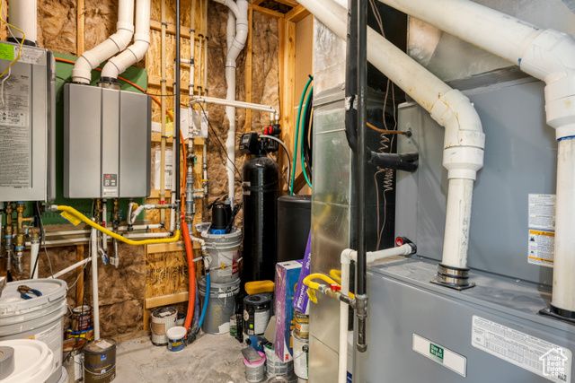 68 HAWKSBEARD CIR, Fish Haven, ID 83287