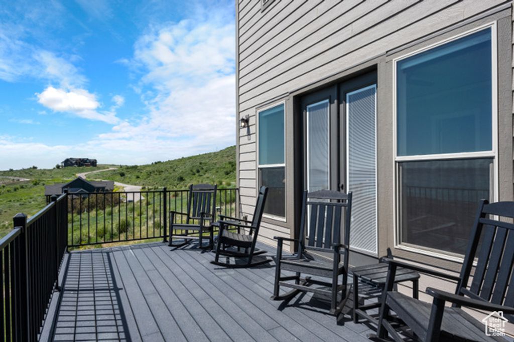 Image 21 of property listing at 68 HAWKSBEARD CIR, Fish Haven, ID 83287