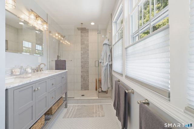 19 Crestview Avenue, Stamford, CT 06907