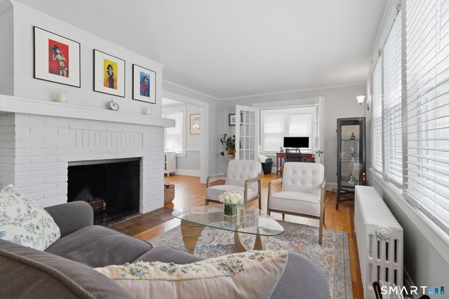 19 Crestview Avenue, Stamford, CT 06907