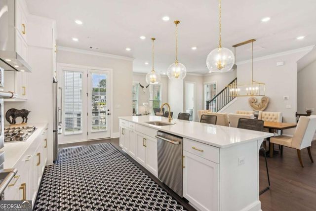 427 Burton Drive 427, Alpharetta, GA 30009