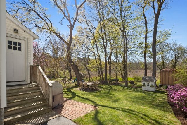 191 Court St, Dedham, MA 02026