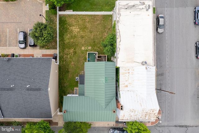 707 S BRADDOCK ST, Winchester, VA 22601