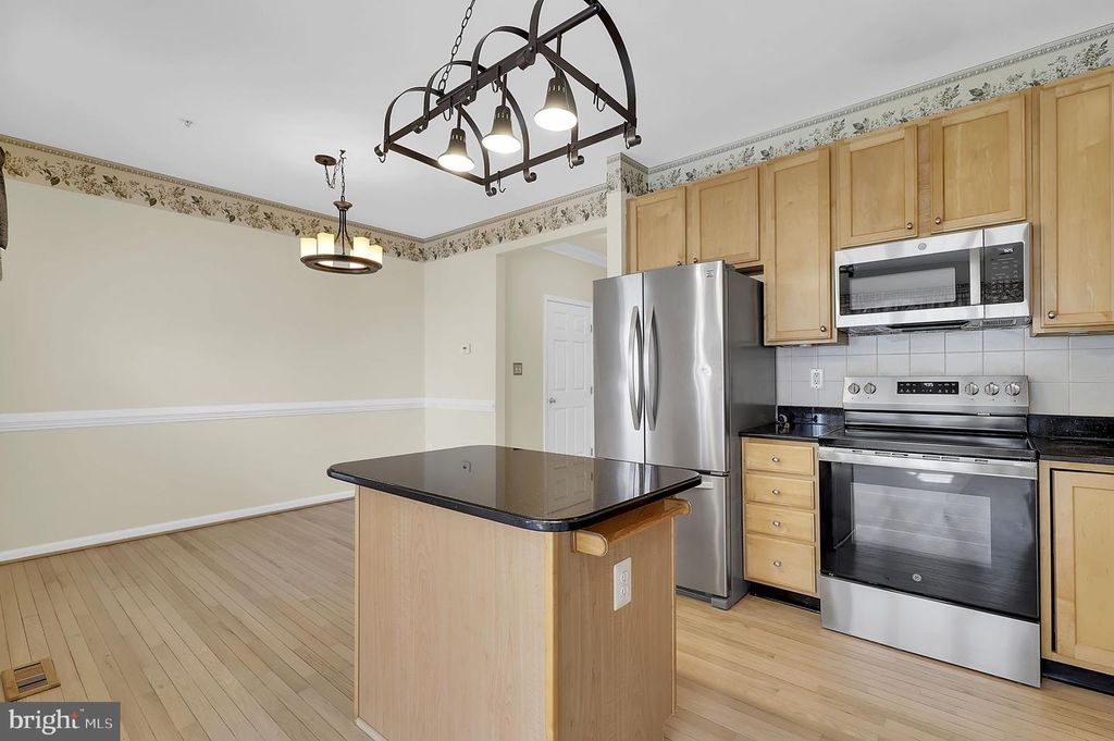 Image 12 of property listing at 9424 BERKLEY LN, Frederick, MD 21701