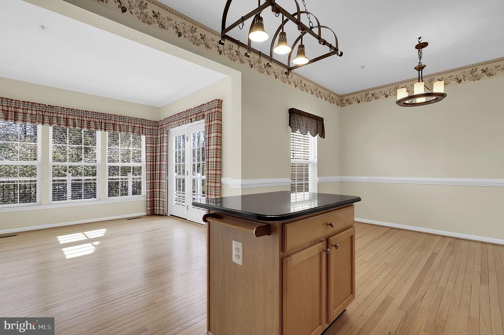 Image 13 of property listing at 9424 BERKLEY LN, Frederick, MD 21701