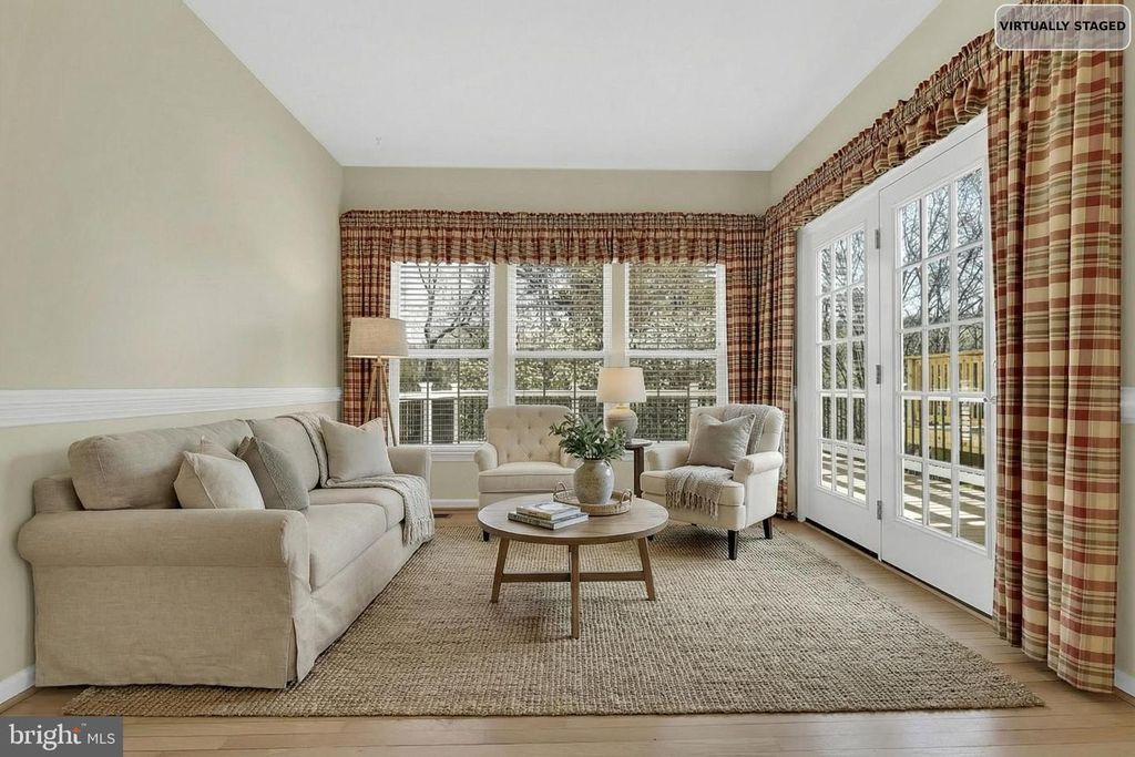 Image 16 of property listing at 9424 BERKLEY LN, Frederick, MD 21701