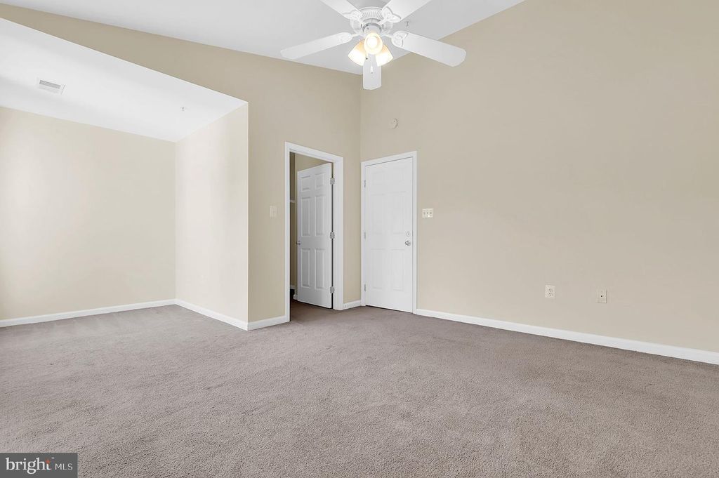 Image 24 of property listing at 9424 BERKLEY LN, Frederick, MD 21701