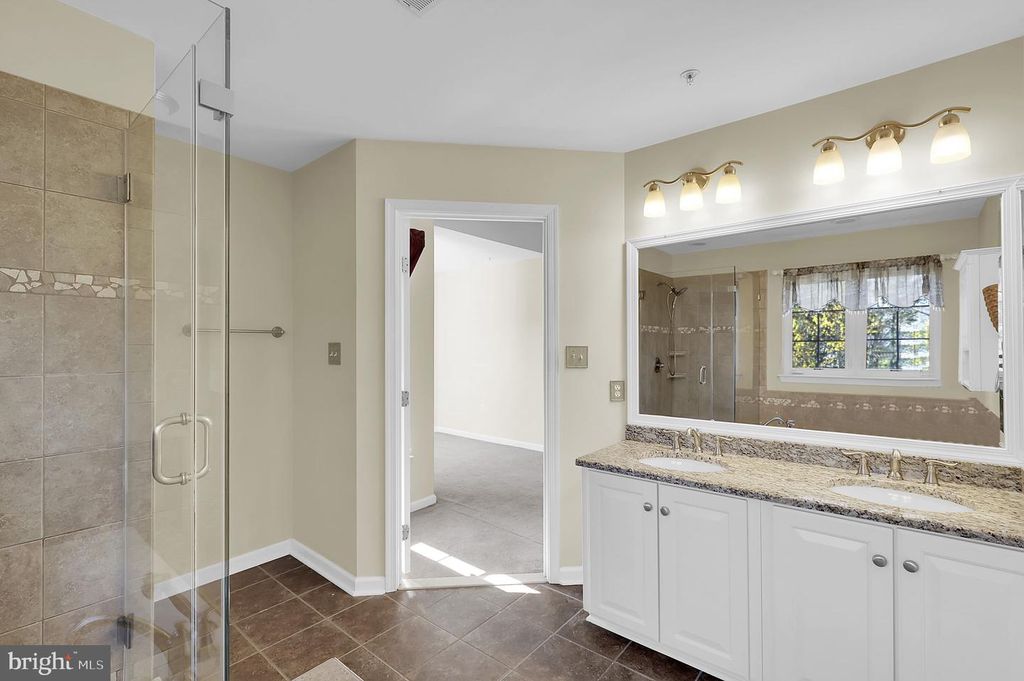 Image 29 of property listing at 9424 BERKLEY LN, Frederick, MD 21701