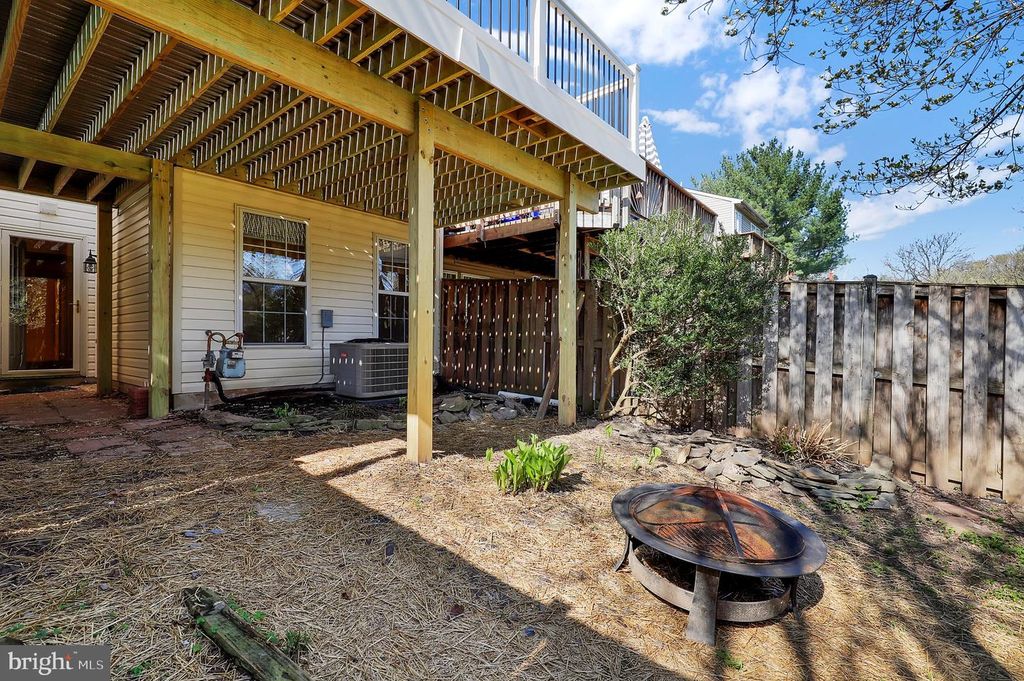 Image 47 of property listing at 9424 BERKLEY LN, Frederick, MD 21701