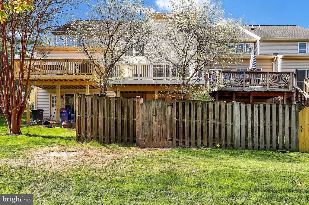 Image 49 of property listing at 9424 BERKLEY LN, Frederick, MD 21701