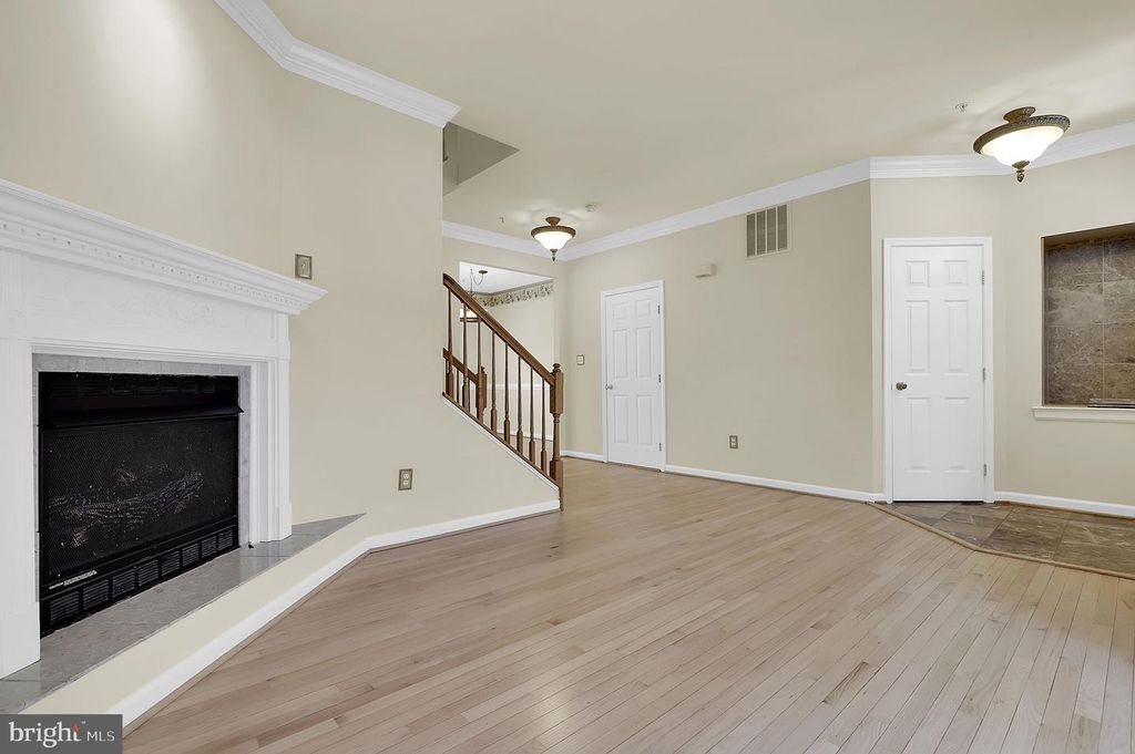 Image 6 of property listing at 9424 BERKLEY LN, Frederick, MD 21701