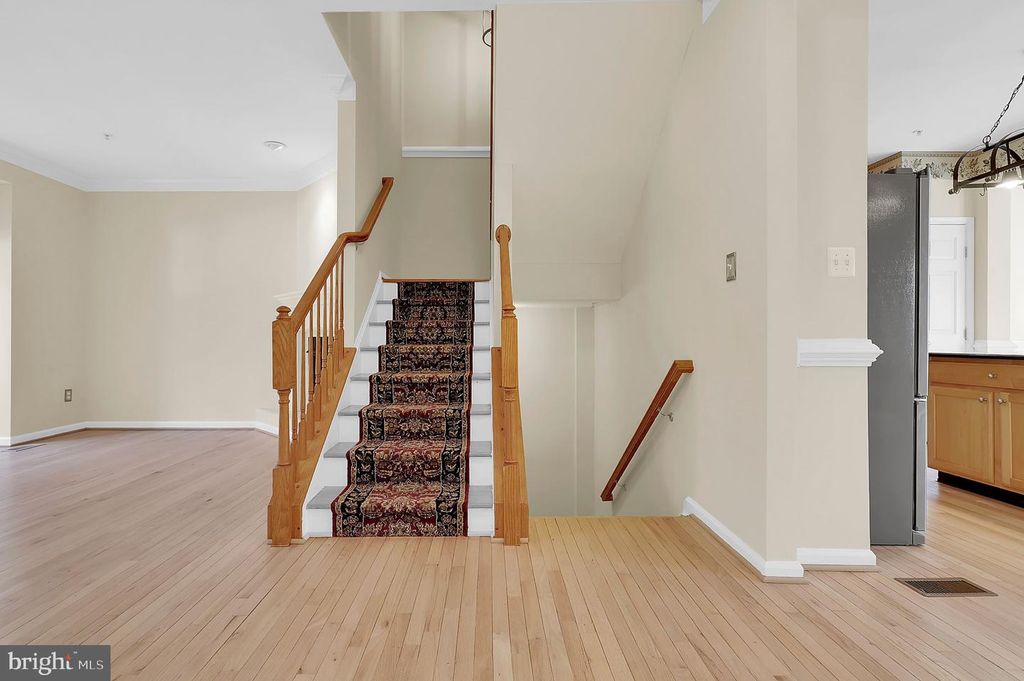 Image 8 of property listing at 9424 BERKLEY LN, Frederick, MD 21701