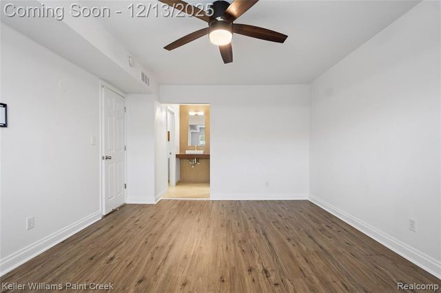 2311 Walton Boulevard 28, Rochester Hills, MI 48309