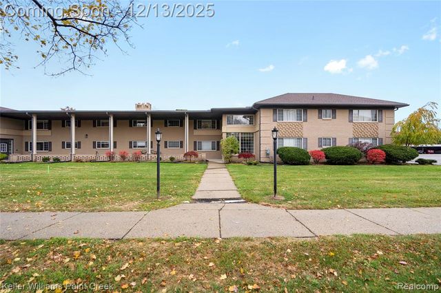 2311 Walton Boulevard 28, Rochester Hills, MI 48309