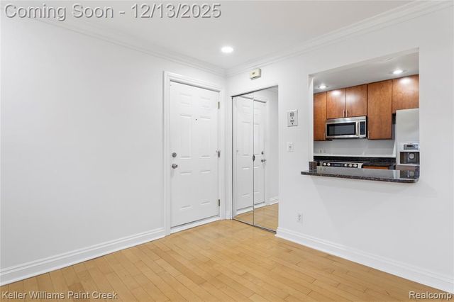 2311 Walton Boulevard 28, Rochester Hills, MI 48309