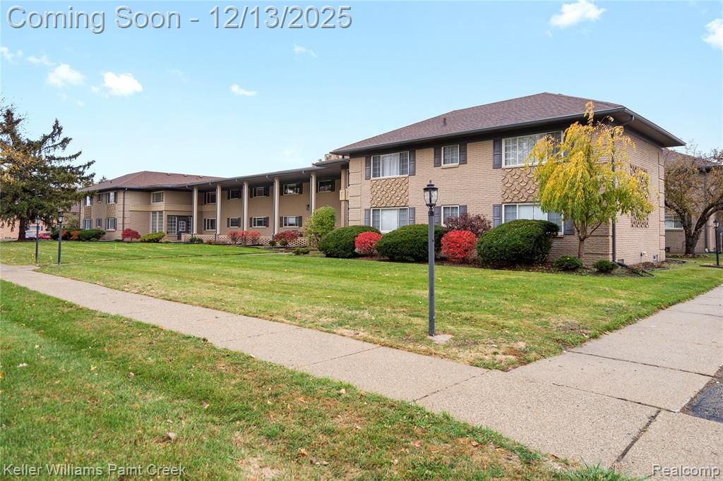 2311 Walton Boulevard 28, Rochester Hills, MI 48309