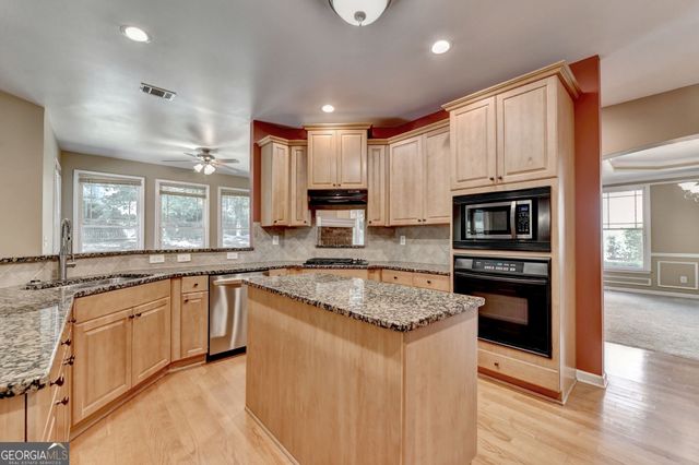 2213 HAMILTON MILL Parkway, Dacula, GA 30019