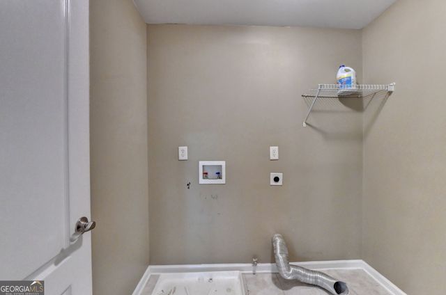 2213 HAMILTON MILL Parkway, Dacula, GA 30019
