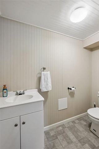 1506 Hawthorn Circle, Pleasant Hill, MO 64080