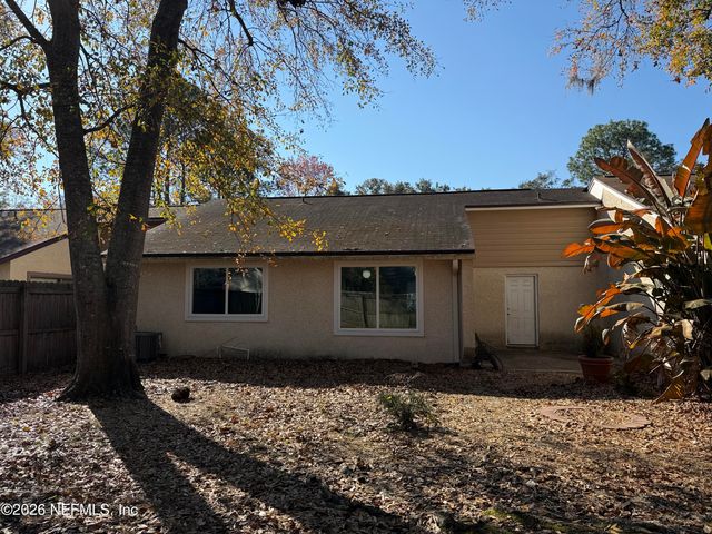 3389 EXCALIBUR Way, Jacksonville, FL 32223