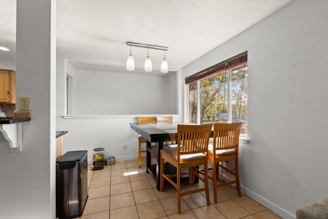 1404 E Gordon Ct, Spokane, WA 99207