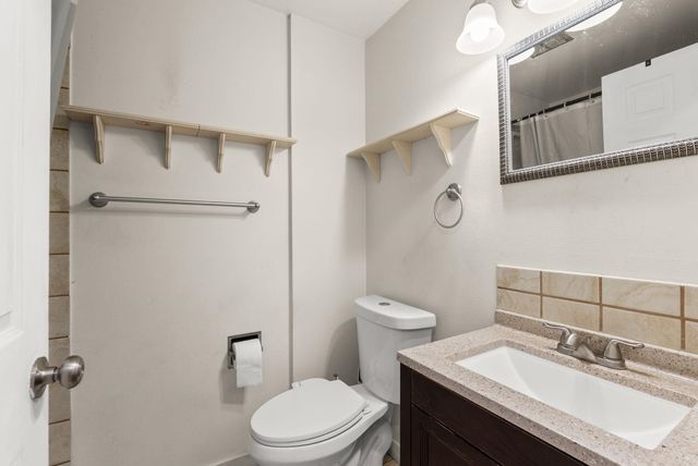 1404 E Gordon Ct, Spokane, WA 99207