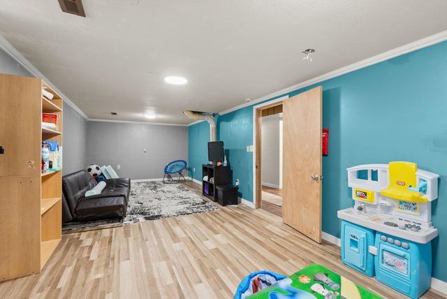 1404 E Gordon Ct, Spokane, WA 99207