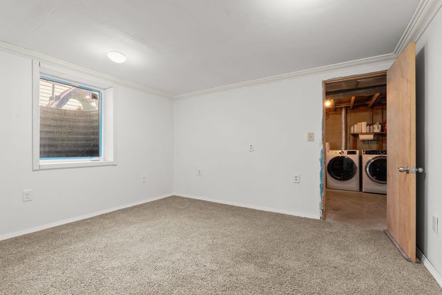 1404 E Gordon Ct, Spokane, WA 99207