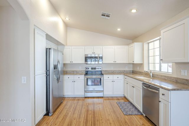 37514 S Desert Star Court, Tucson, AZ 85739