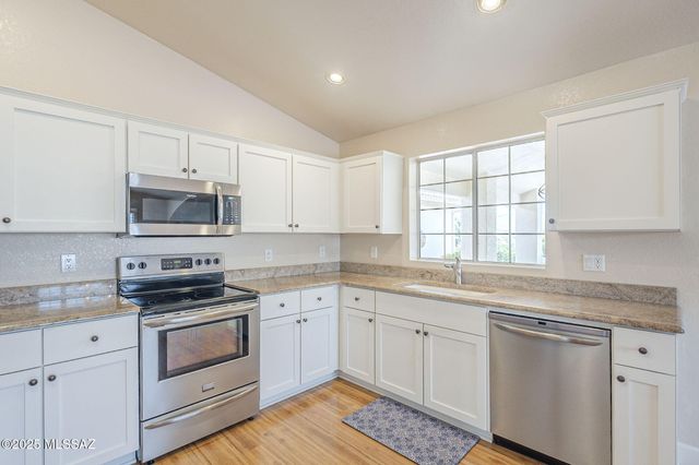 37514 S Desert Star Court, Tucson, AZ 85739