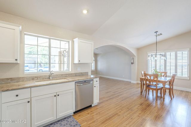 37514 S Desert Star Court, Tucson, AZ 85739