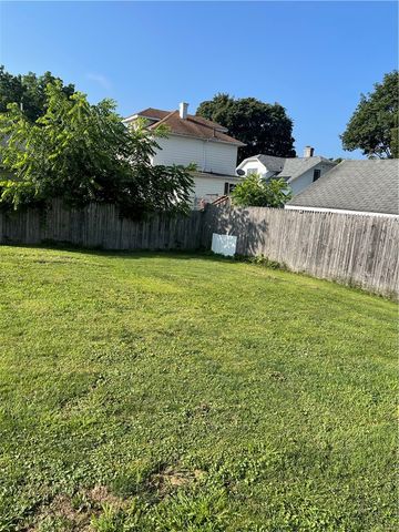 313 Roe Avenue, Elmira City, NY 14901